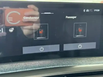 Photo 38 Peugeot 3008  Hybrid 145 e-DCS6