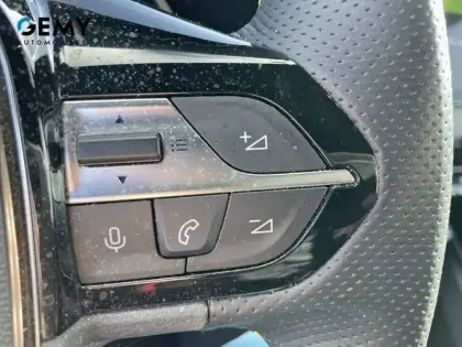 Photo 17 Peugeot 408  PureTech 130 ch S&S EAT8