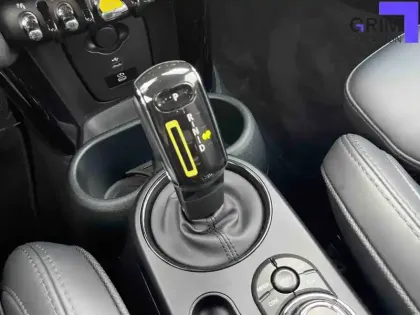 Photo 9 Mini Mini Cabriolet Electric Cooper SE 184 ch BVA