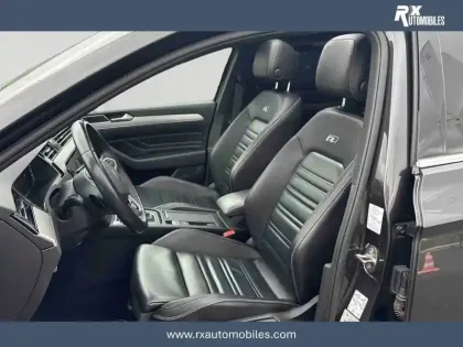 Photo 16 Volkswagen Passat Gén. VIII Ph2 R-Line 5