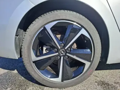 Photo 10 Opel Astra  1.5 Diesel 130 ch BVA8