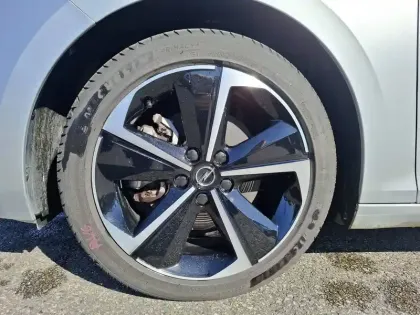 Photo 18 Opel Astra  1.5 Diesel 130 ch BVA8