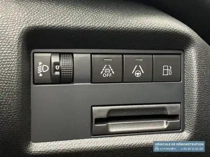 Photo 20 Citroën C5 aircross  Hybride Rechargeable 225 e-EAT8