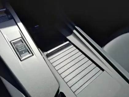 Photo 30 Peugeot 308  Electrique 55 kWh 156ch