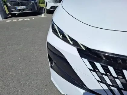 Photo 15 Peugeot 308  Electrique 55 kWh 156ch