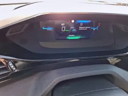 Photo 9 Peugeot 308  Electrique 55 kWh 156ch