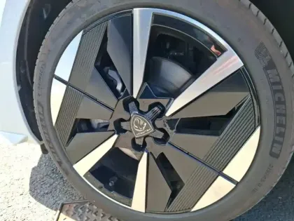 Photo 12 Peugeot 308  Electrique 55 kWh 156ch