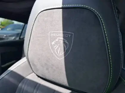 Photo 28 Peugeot 308  Electrique 55 kWh 156ch