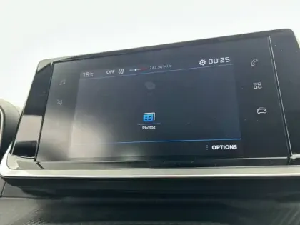 Photo 22 Peugeot 208  PureTech 75 S&S BVM5