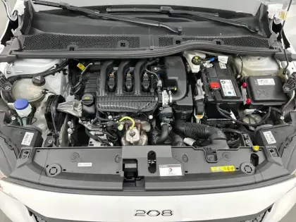 Photo 24 Peugeot 208  PureTech 75 S&S BVM5