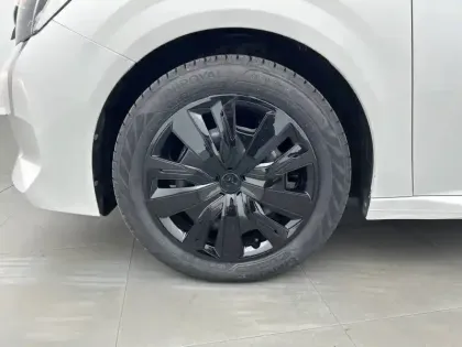 Photo 12 Peugeot 208  PureTech 75 S&S BVM5