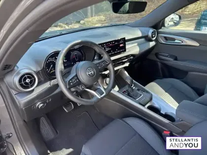 Photo 11 Alfa Romeo Tonale  1.3 Hybride Rechargeable PHEV 190ch AT6 e-Q4