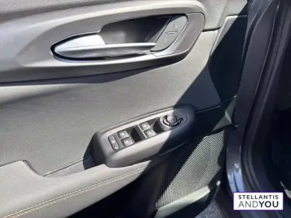 Photo 14 Alfa Romeo Tonale  1.3 Hybride Rechargeable PHEV 190ch AT6 e-Q4