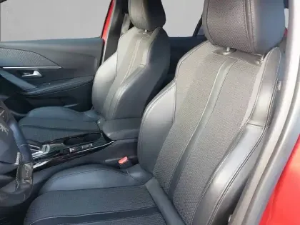 Photo 11 Peugeot 208  Electrique 50 kWh 136ch