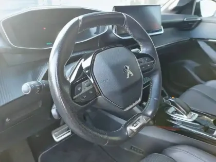 Photo 8 Peugeot 208  Electrique 50 kWh 136ch