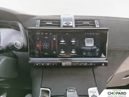 Photo 12 DS DS 7  Hybride Rechargeable E-Tense 225 EAT8