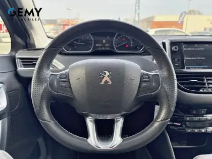 Photo 18 Peugeot 2008  BlueHDi 120ch S&S EAT6