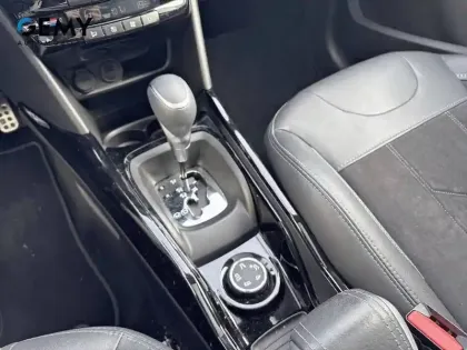 Photo 17 Peugeot 2008  BlueHDi 120ch S&S EAT6