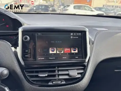 Photo 13 Peugeot 2008  BlueHDi 120ch S&S EAT6