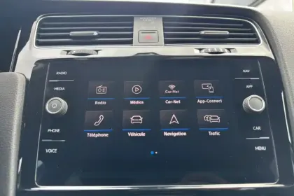 Photo 19 Volkswagen Golf  1.0 TSI 115 BVM6