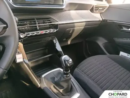 Photo 15 Peugeot 208  PureTech 100 S&S BVM6