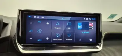 Photo 113 Peugeot 2008  Hybrid 136 e-DCS6