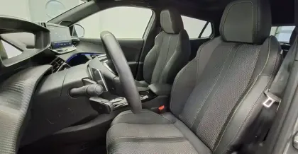 Photo 49 Peugeot 2008 Gén. II Ph2 GT 5