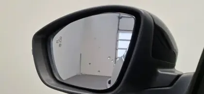 Photo 68 Peugeot 2008 Gén. II Ph2 GT 5