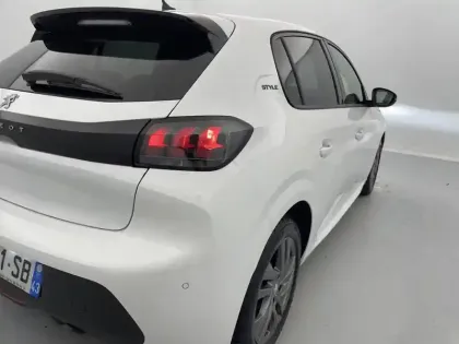 Photo 30 Peugeot 208  PureTech 100 S&S BVM6