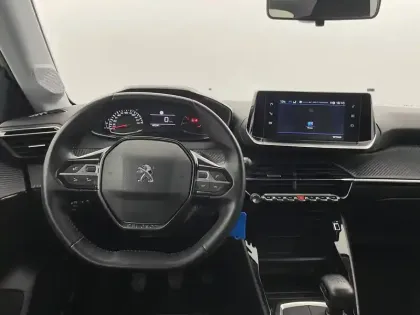 Photo 21 Peugeot 208  PureTech 100 S&S BVM6