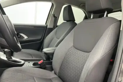 Photo 76 Toyota Yaris  Hybride 116h