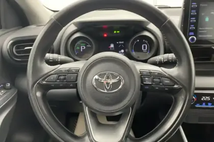 Photo 74 Toyota Yaris  Hybride 116h