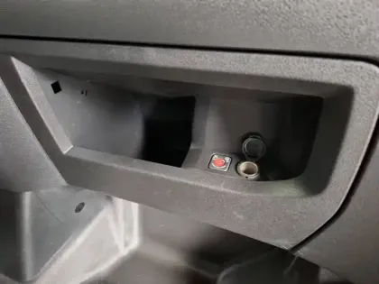 Photo 19 Peugeot Expert  CA FIXE M DIESEL 150 CH MANUELLE