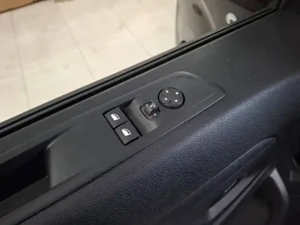 Photo 25 Peugeot Expert  CA FIXE M DIESEL 150 CH MANUELLE