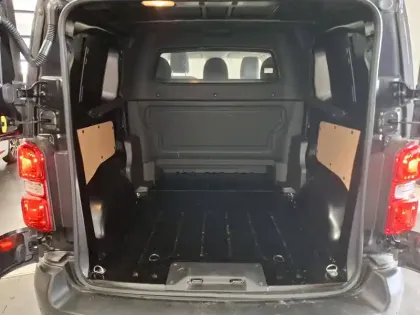 Photo 8 Peugeot Expert  CA FIXE M DIESEL 150 CH MANUELLE