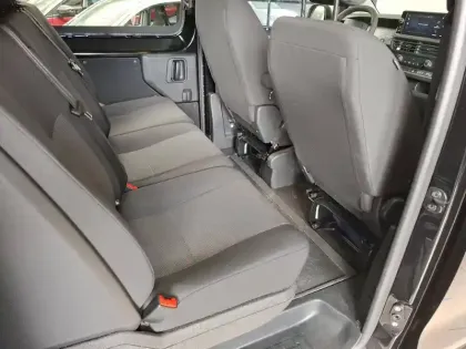 Photo 92 Peugeot Expert  CA FIXE M DIESEL 150 CH AUTOMATIQUE