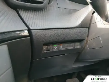 Photo 18 Peugeot 2008  BlueHDi 130 S&S EAT8