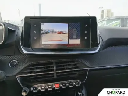 Photo 13 Peugeot 2008  BlueHDi 130 S&S EAT8