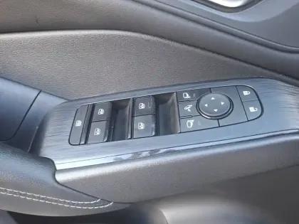 Photo 49 Nissan Qashqai  Mild Hybrid 140 ch