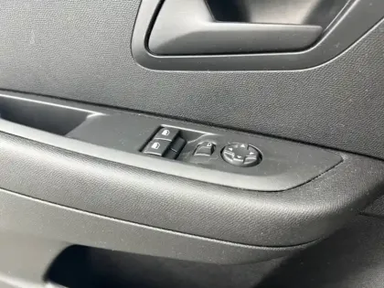 Photo 14 Peugeot 208  PURETECH 75 S&S BVM5