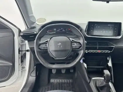 Photo 8 Peugeot 208  PURETECH 75 S&S BVM5