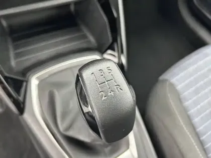 Photo 13 Peugeot 208  PURETECH 75 S&S BVM5