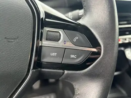 Photo 19 Peugeot 208  PURETECH 75 S&S BVM5