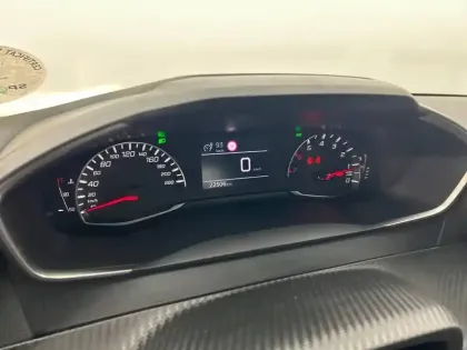 Photo 9 Peugeot 208  PureTech 75 S&S BVM5