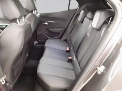 Photo 11 Peugeot 2008  BlueHDi 110 S&S BVM6