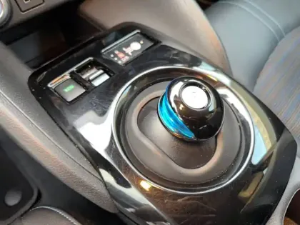 Photo 12 Nissan Leaf  Electrique 40kWh