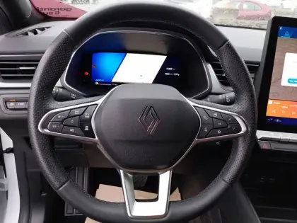 Photo 58 Renault Symbioz  E-Tech full hybrid 145
