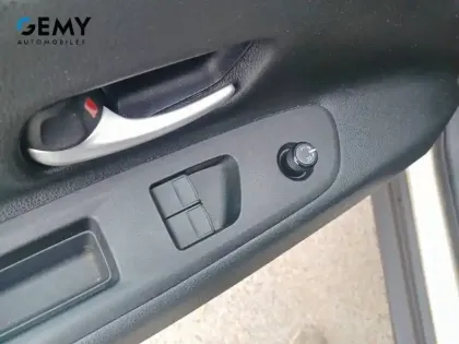 Photo 11 Toyota Aygo Gén. I Ph1 Collection 5