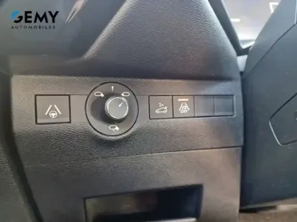 Photo 17 DS DS 7 DS7 Crossback BlueHDi 130 EAT8