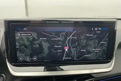 Photo 14 Peugeot 2008  Hybrid 145 e-DCS6